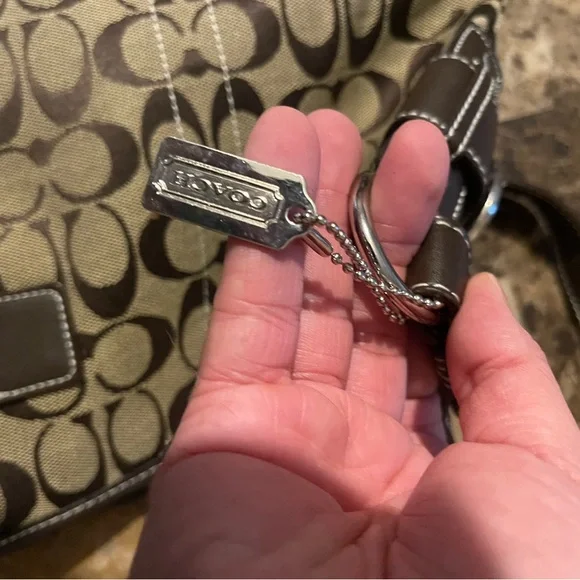 Coach Brown and Tan Women's Bag - Picture 4 of 9